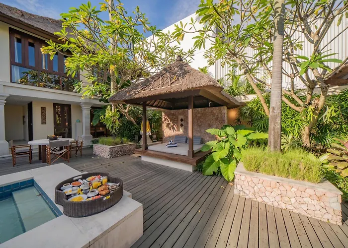 Villa Wibisana Beachside Luxury In *