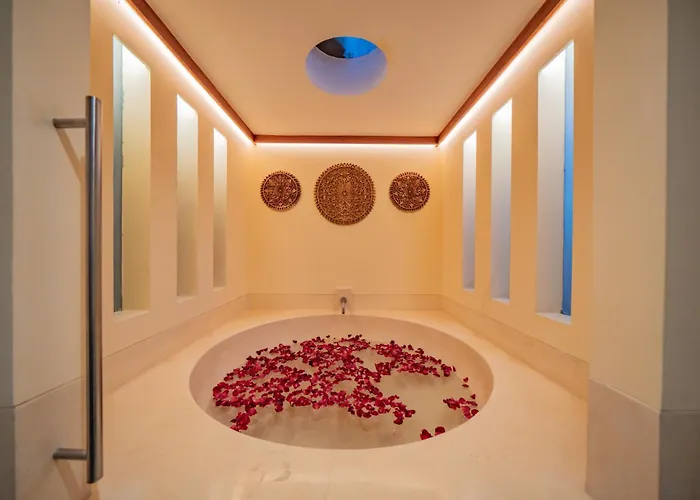 Villa Wibisana Beachside Luxury In Seminyak (Bali)